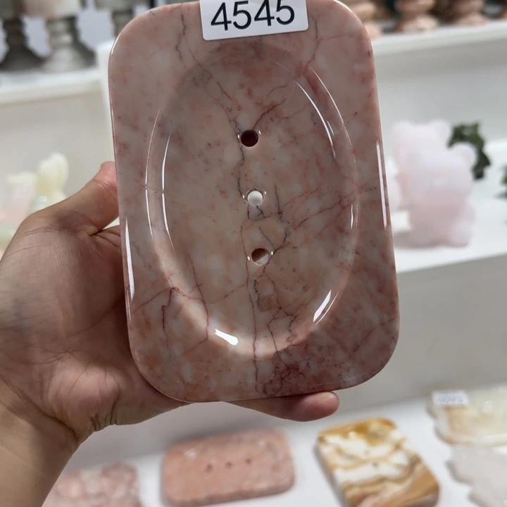 Yy4545。。。。。。。。。。。爱