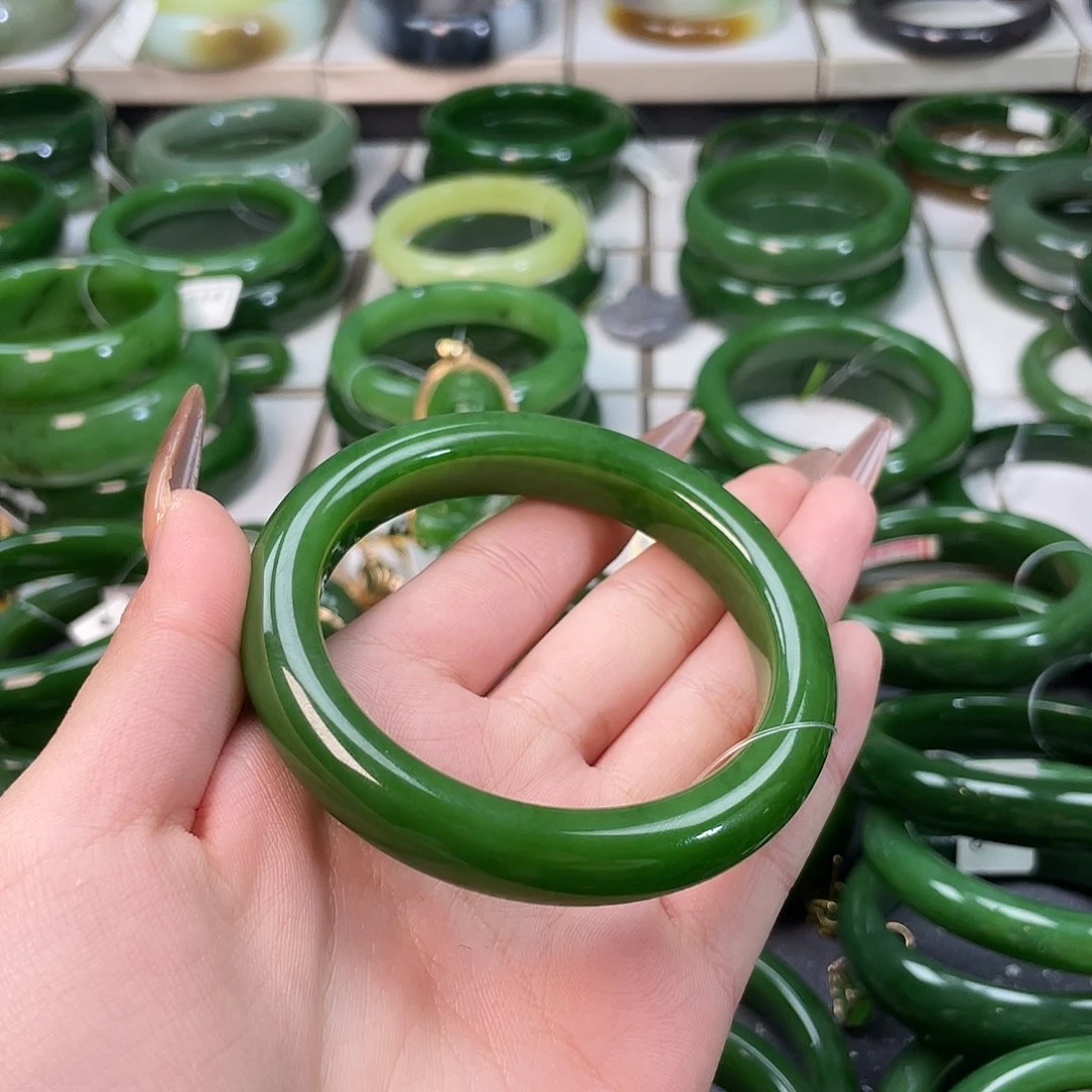 和田玉（碧玉）手镯未镶嵌