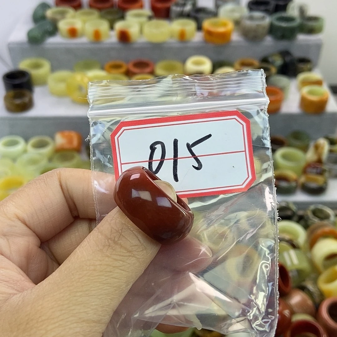 蕾***蕾蛇纹石玉未镶嵌戒指