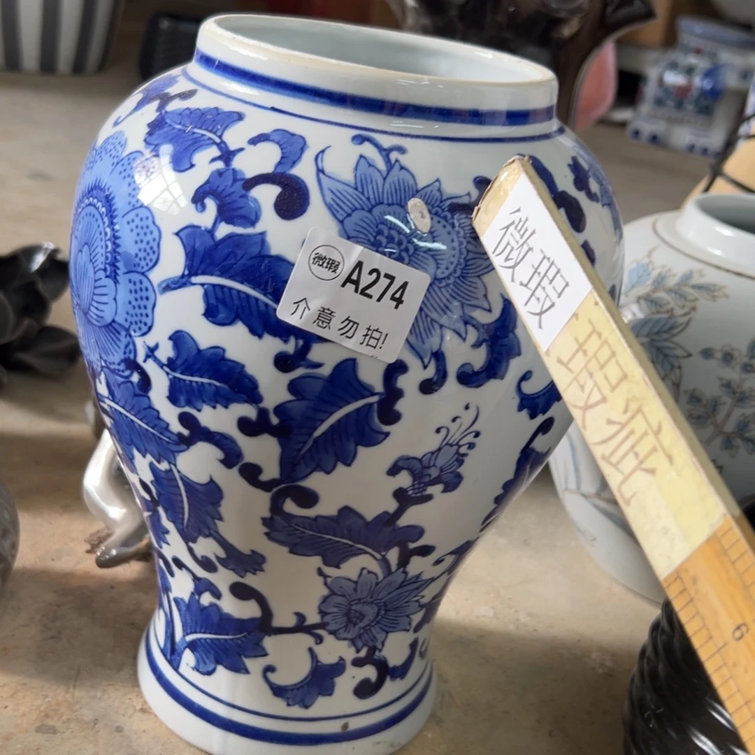 微瑕青花瓷器值得厚爱