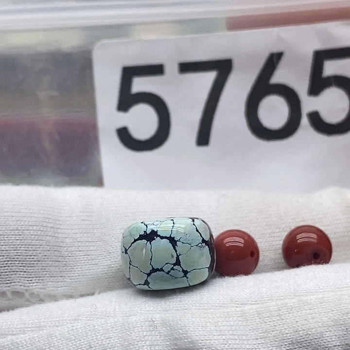 南红玛瑙未镶嵌颈饰