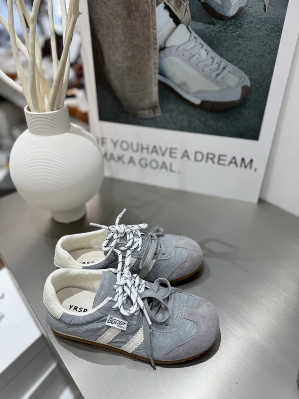 326艾模儿（YRSP）轻薄德训鞋