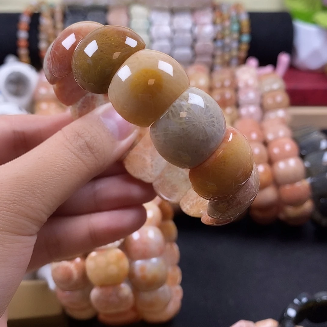 *****硅化珊瑚（珊瑚玉）未镶嵌手牌