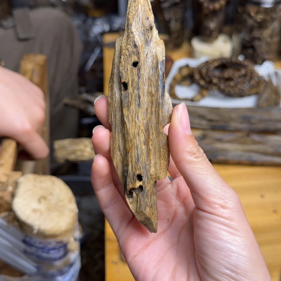 沉香沉香碎屑白棋品种块料21克