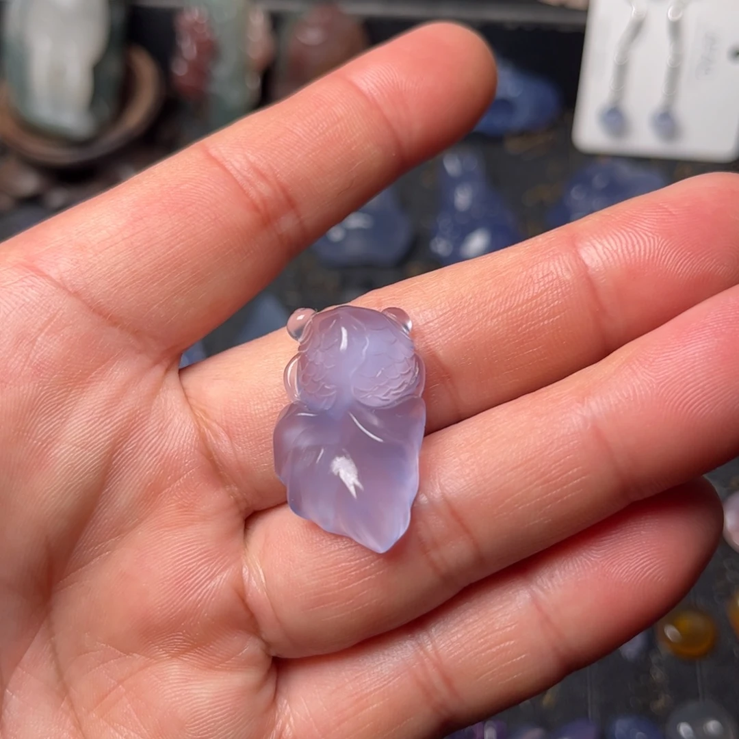 玛瑙/玉髓未镶嵌颈饰金鱼