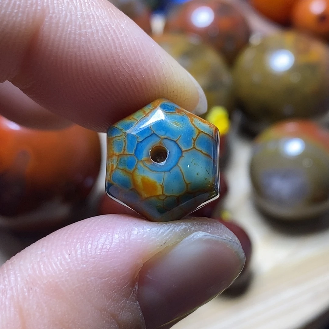 简***调玛瑙/玉髓未镶嵌颈饰