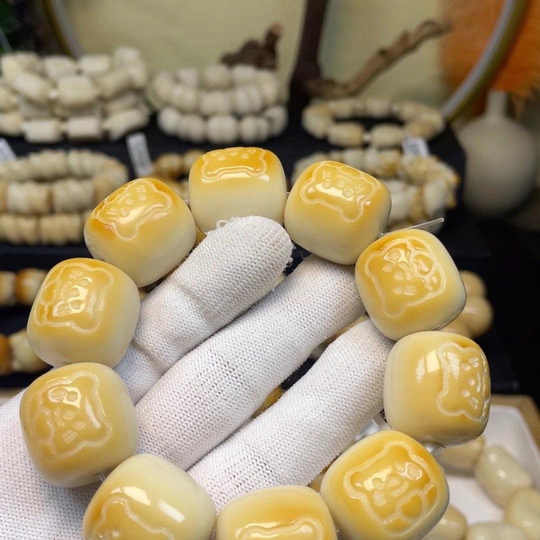 吊坠菩提根/象牙果109桶珠熊瑕