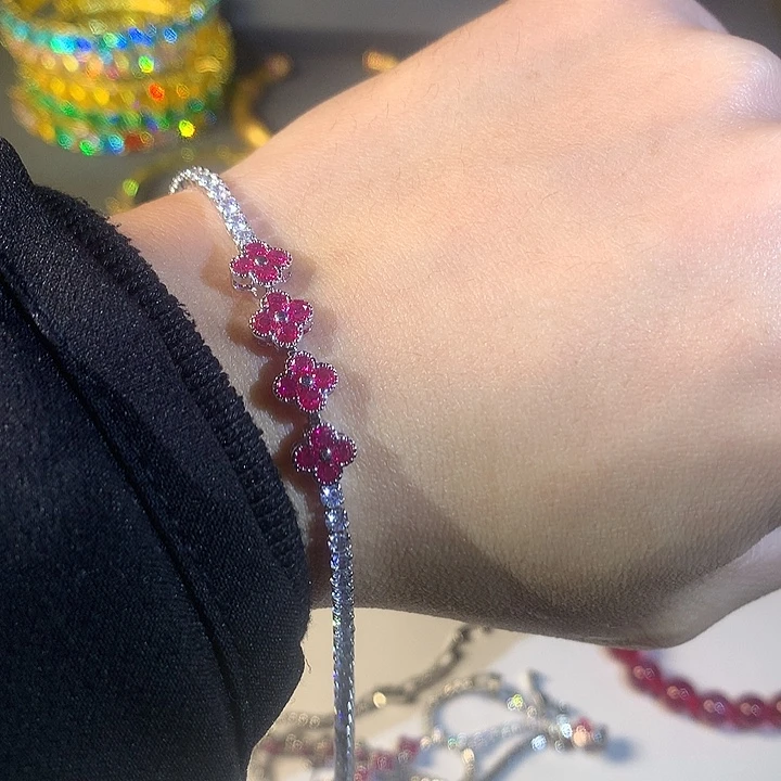 非金属08手链。