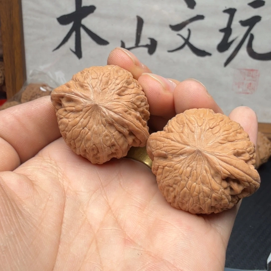 平***奇吊坠文玩核桃39➕铁锤 200 浮黄点