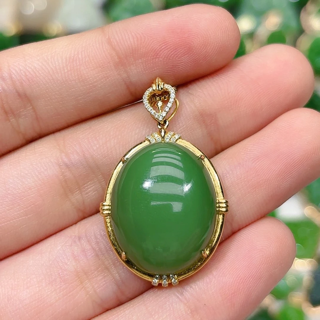 和田玉（碧玉）颈饰18K金镶嵌