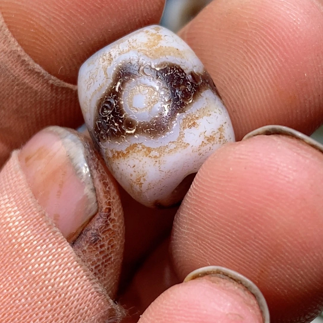 未镶嵌珠子的玛瑙/玉髓