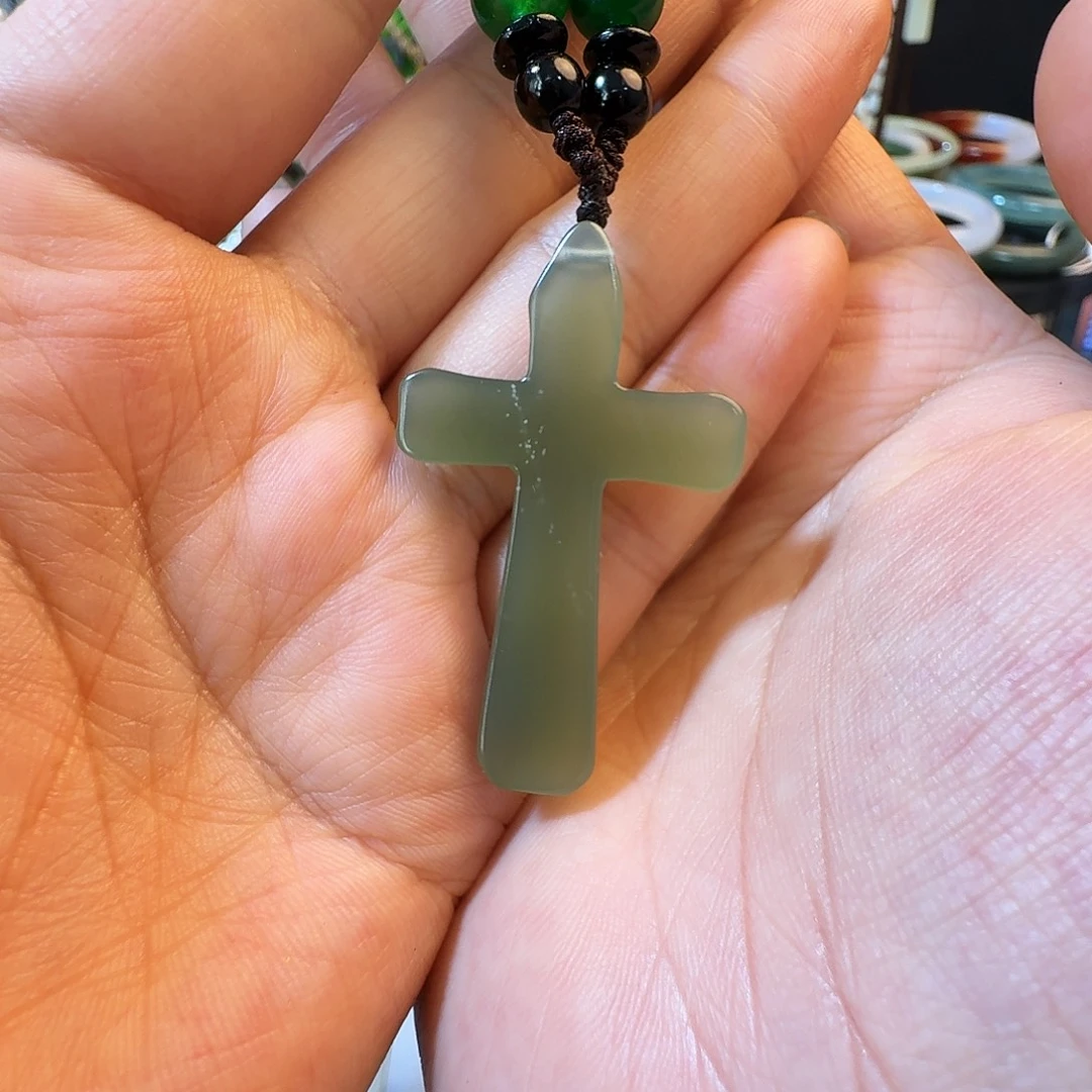 和田玉未镶嵌颈饰清货有棉不退换