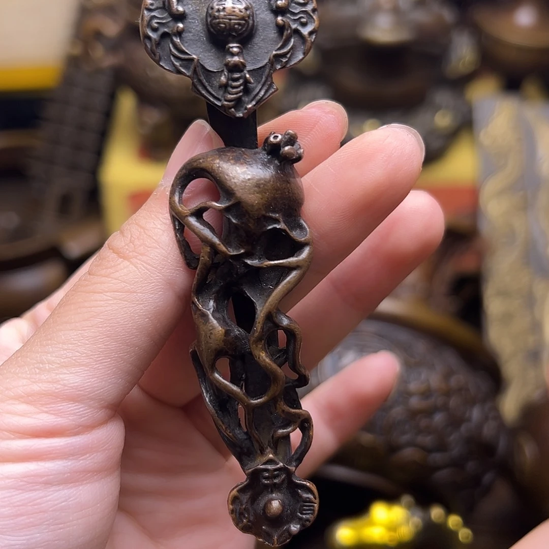 铜器摆件老王直播间