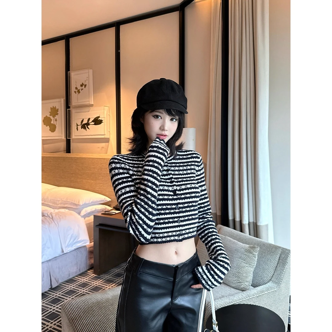 不冷BULENG 韩系复古小香风撞色条纹针织开衫短外套上衣女初秋