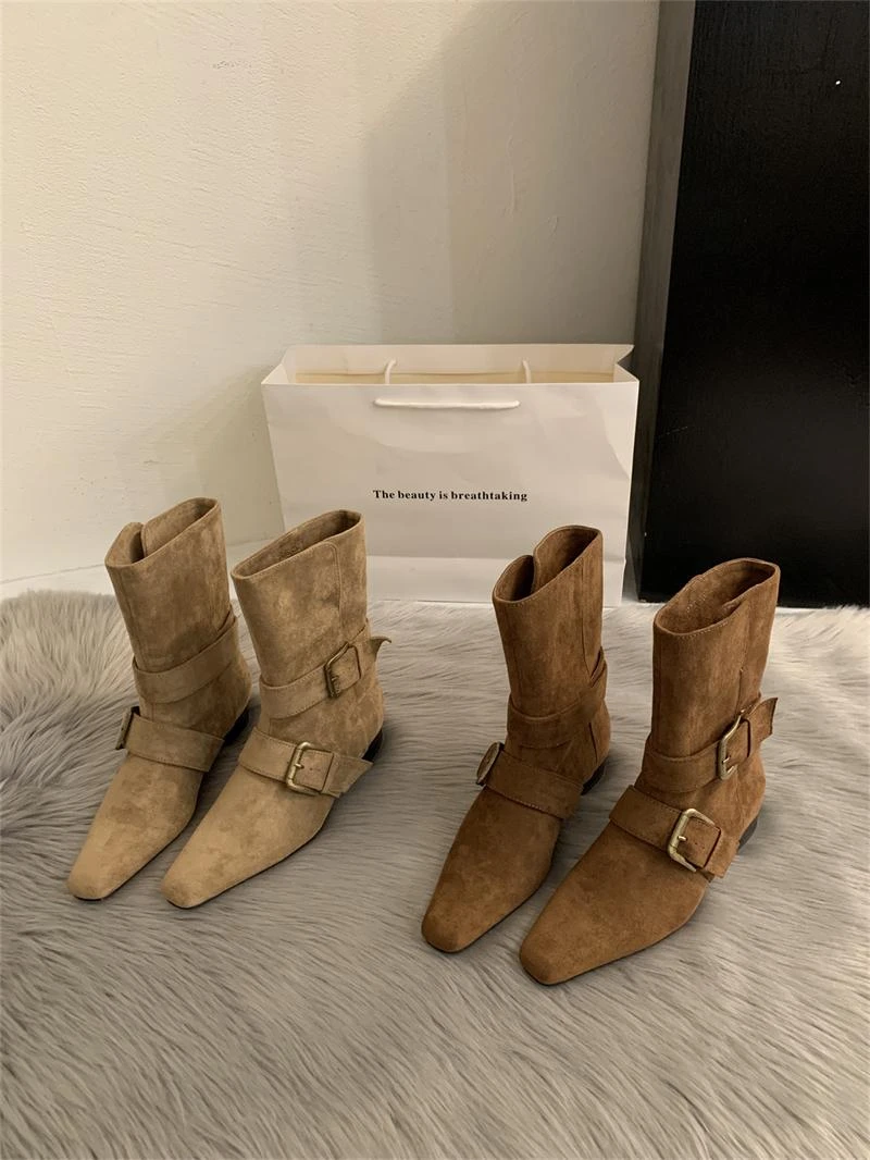 2025韩版秋冬新款小众设计复古法式短靴小方头西部靴中筒靴女靴子