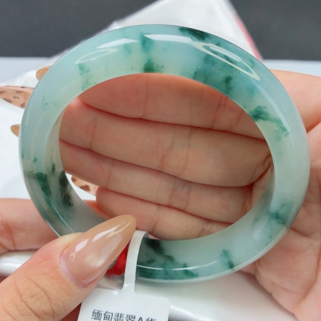 未镶嵌手镯翡翠18