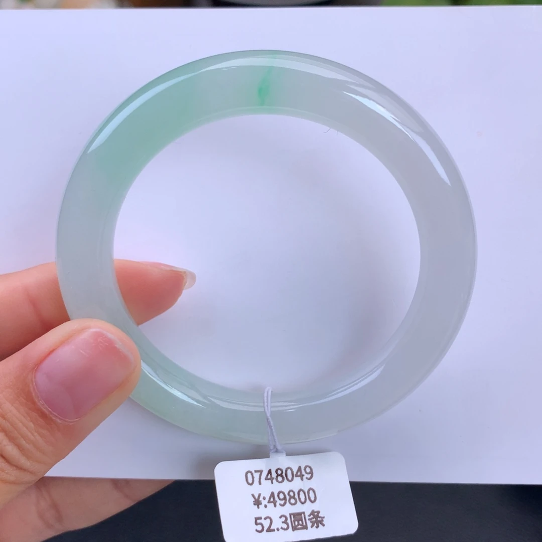 翡翠手镯未镶嵌冰飘金丝绿圆条手镯