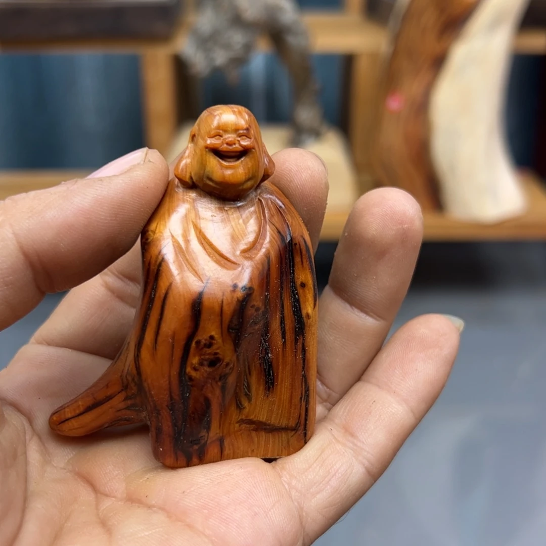 食***人木崖柏木摆件手把件