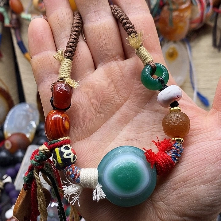 玛瑙/玉髓颈饰未镶嵌