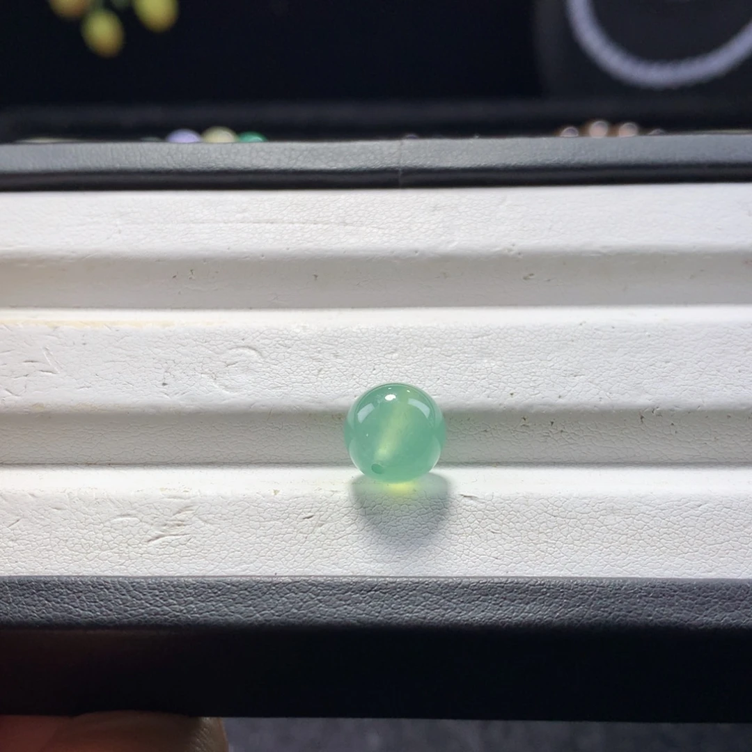 翡翠未镶嵌手串卡10高冰绿