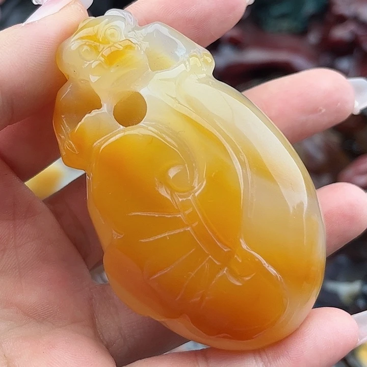 玛瑙手饰未镶嵌玛瑙