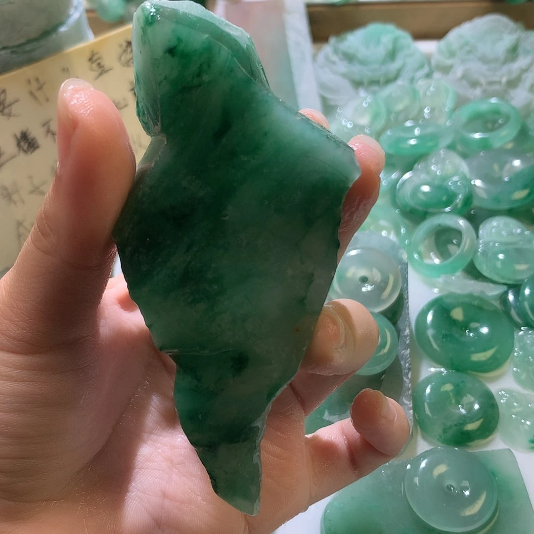 石英质玉未镶嵌珠宝半成品