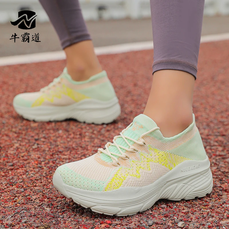【送原装鞋垫活动】牛霸道夏季不累脚男女健身健步广场跳舞鞋255003