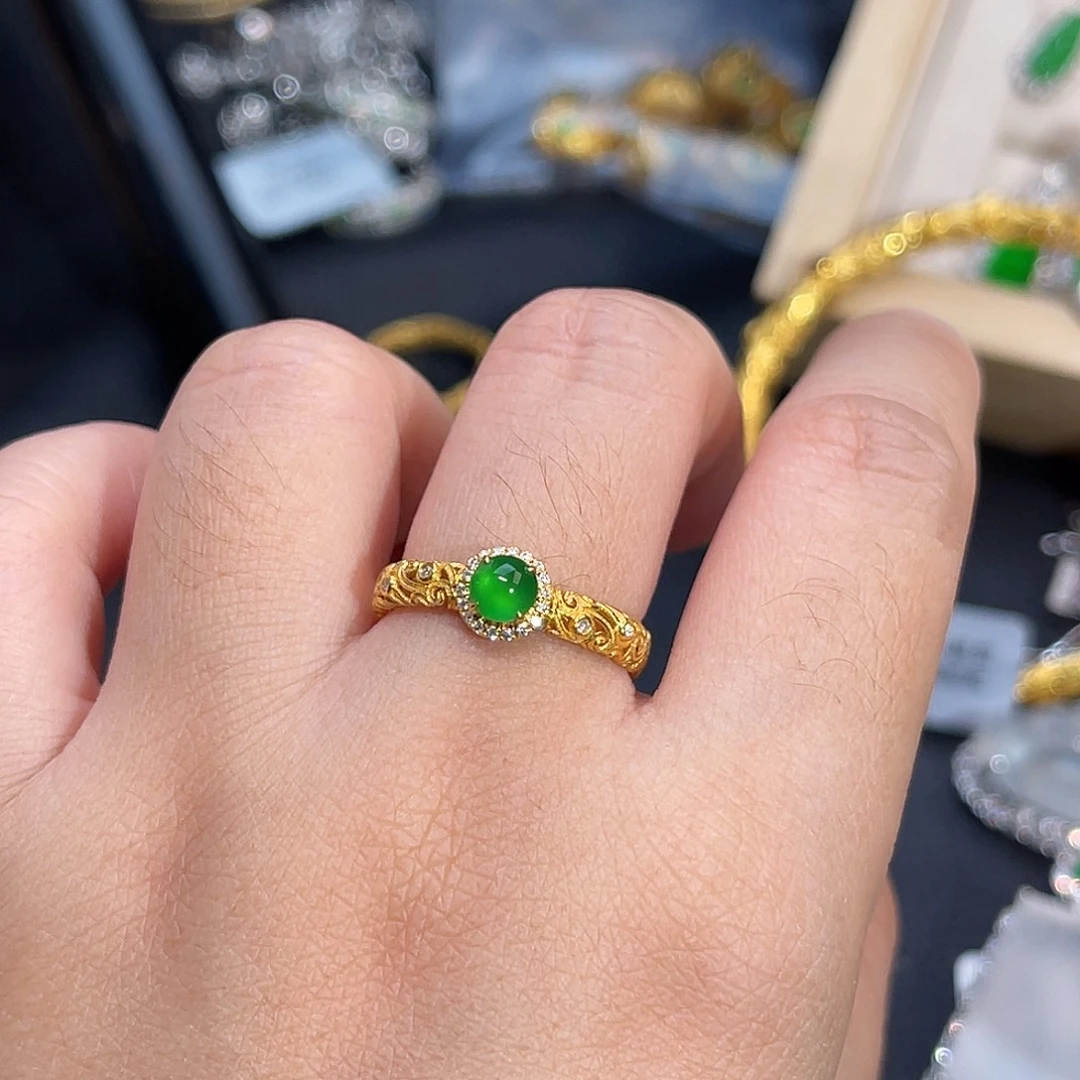 翡翠18K金镶嵌戒指古法工艺绿蛋