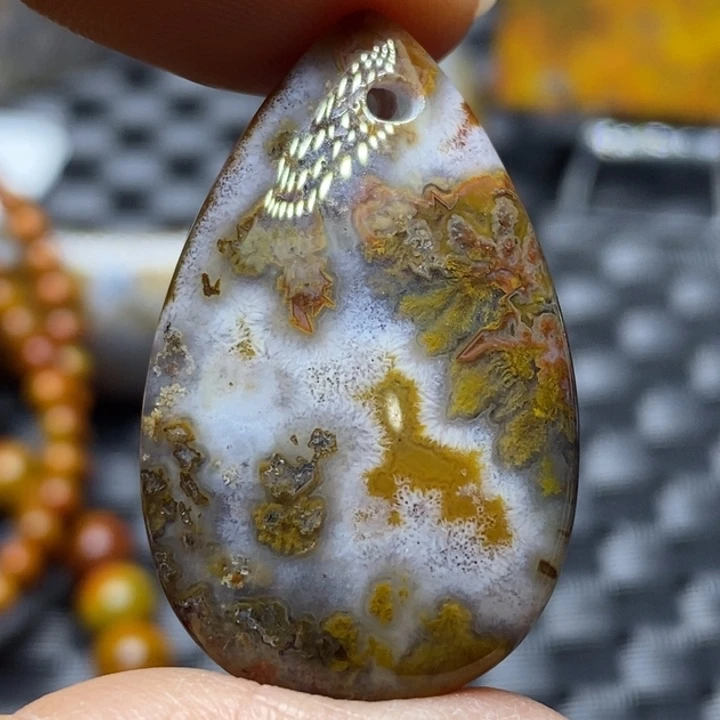 玛瑙/玉髓颈饰未镶嵌