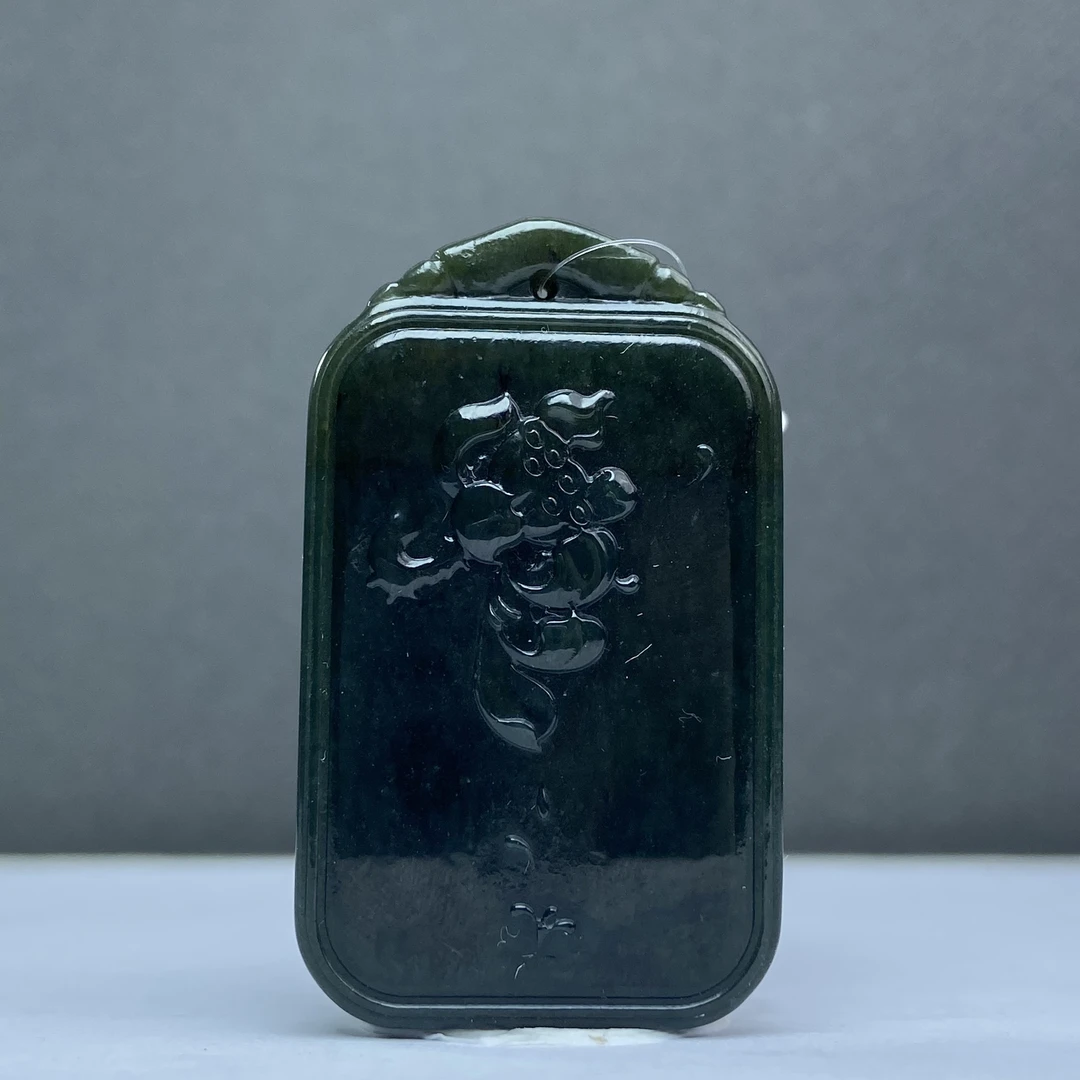 QH2026 和田玉 荷韵莲华