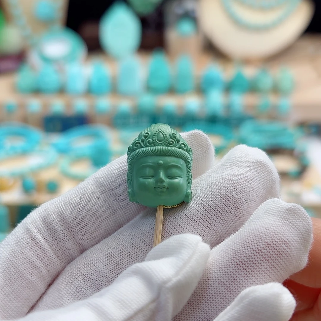 绿松石未镶嵌珠宝奇石