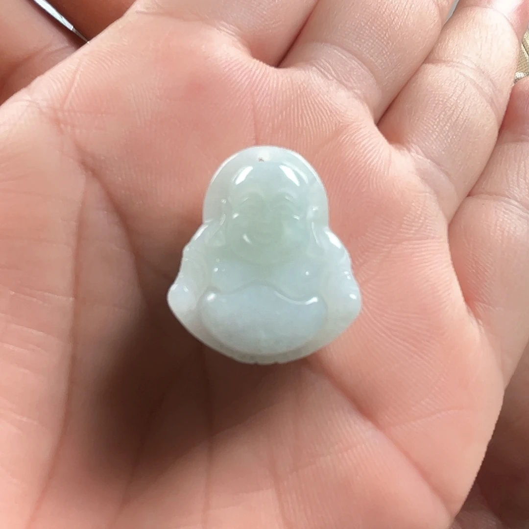 翡翠未镶嵌颈饰佛公