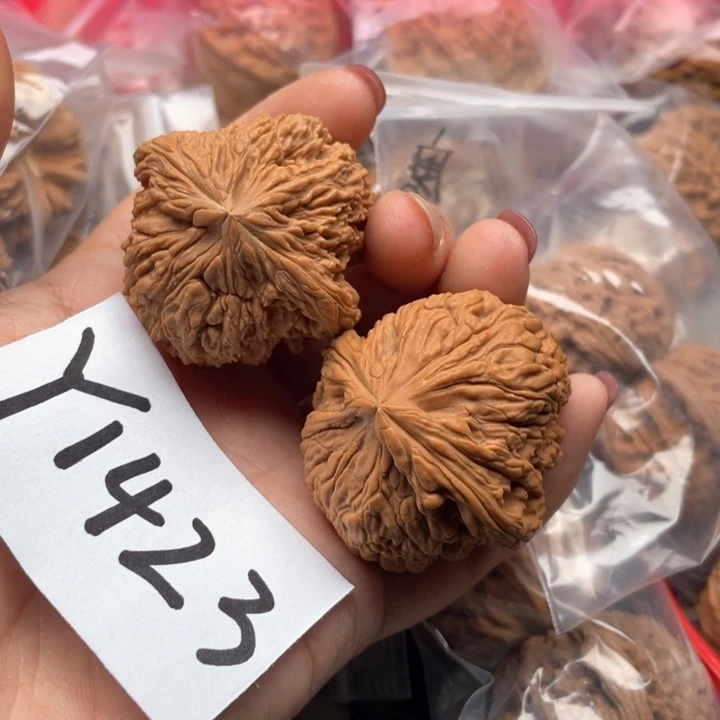 文玩核桃把件南疆