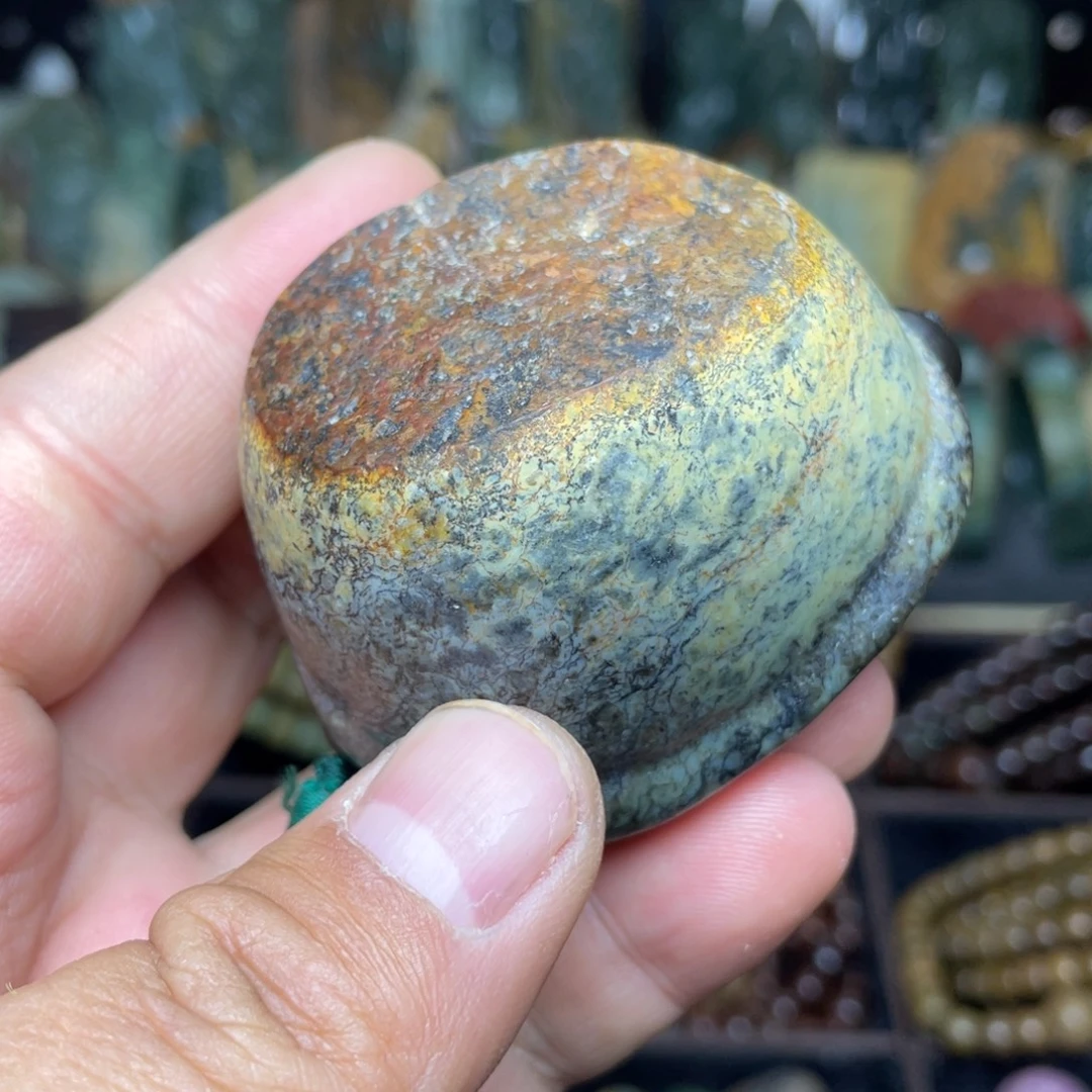 岫岩河磨玉（透闪石质玉）未镶嵌颈饰