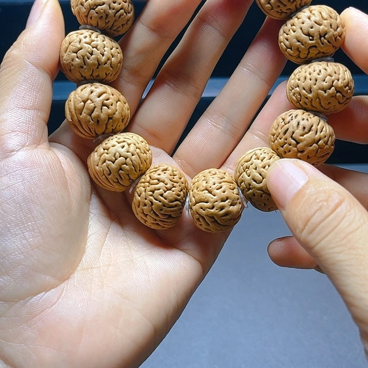 吊坠桃核磨盘手串