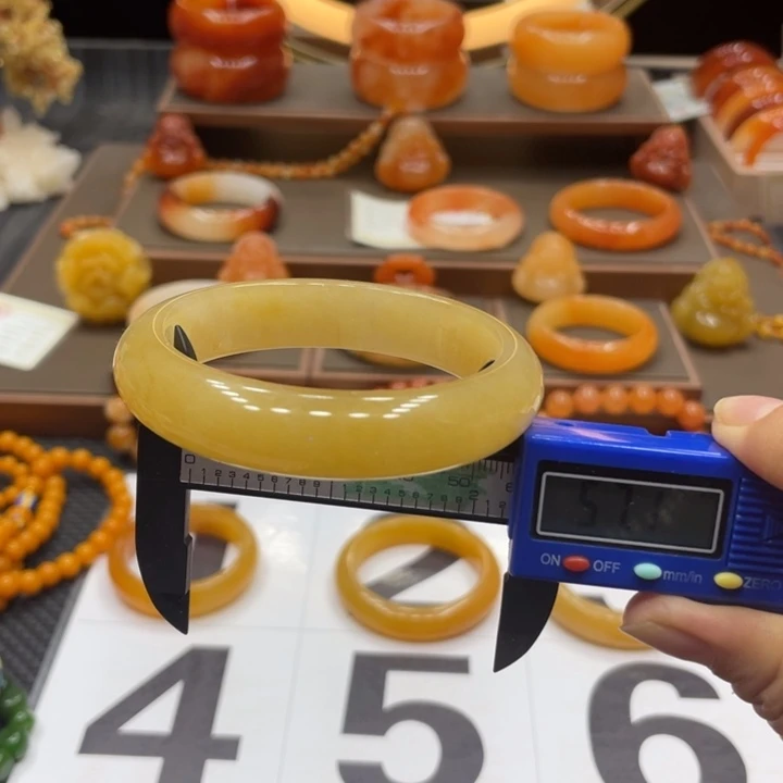 石英质玉（黄龙玉）合金手镯