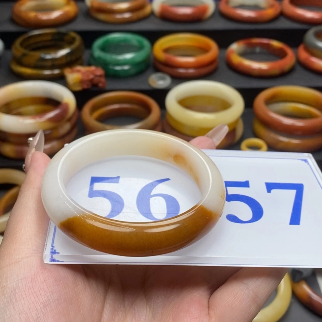 石英质玉（黄龙玉）手镯未镶嵌慧*