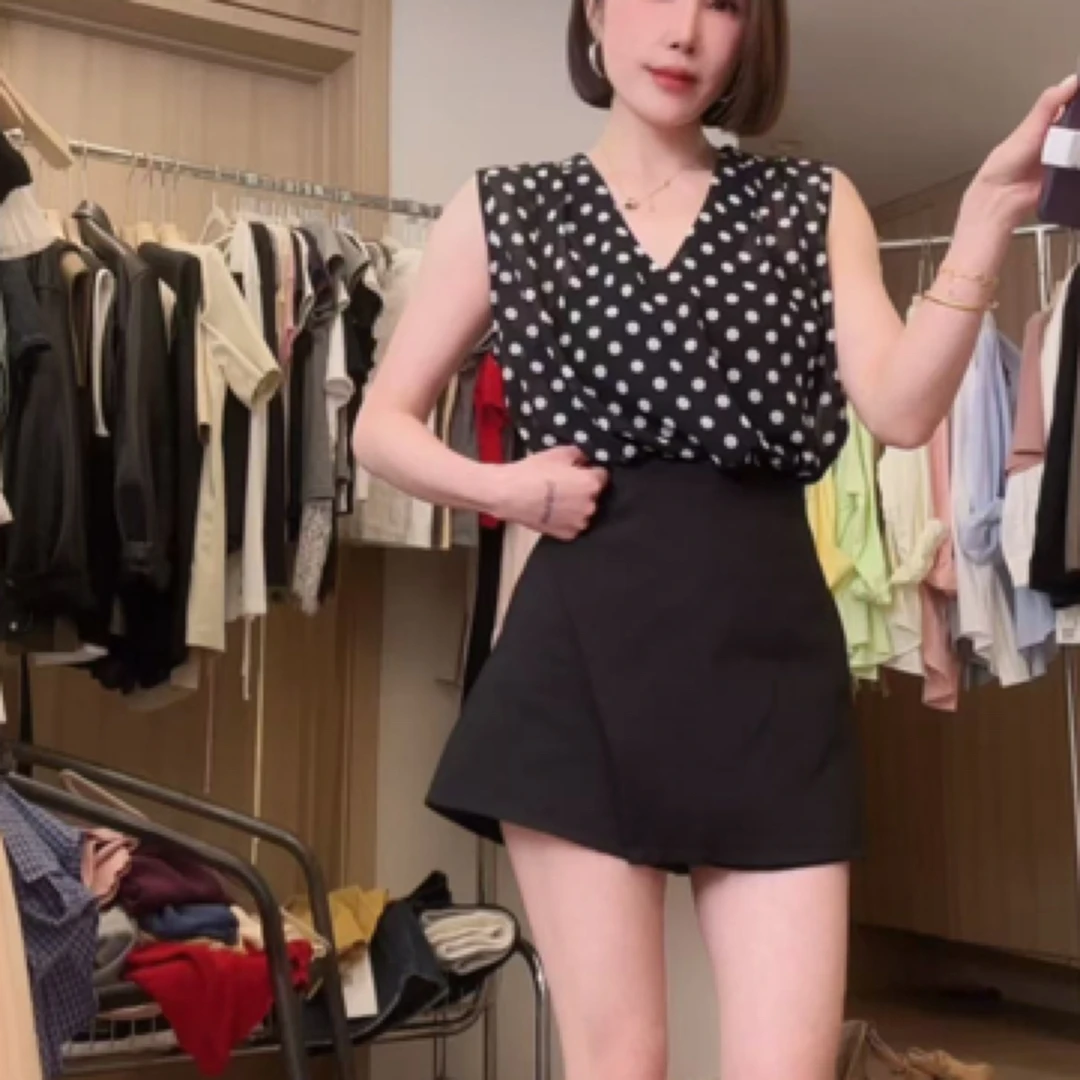 2025夏季新款高级感轻熟减龄时髦波点气质上衣