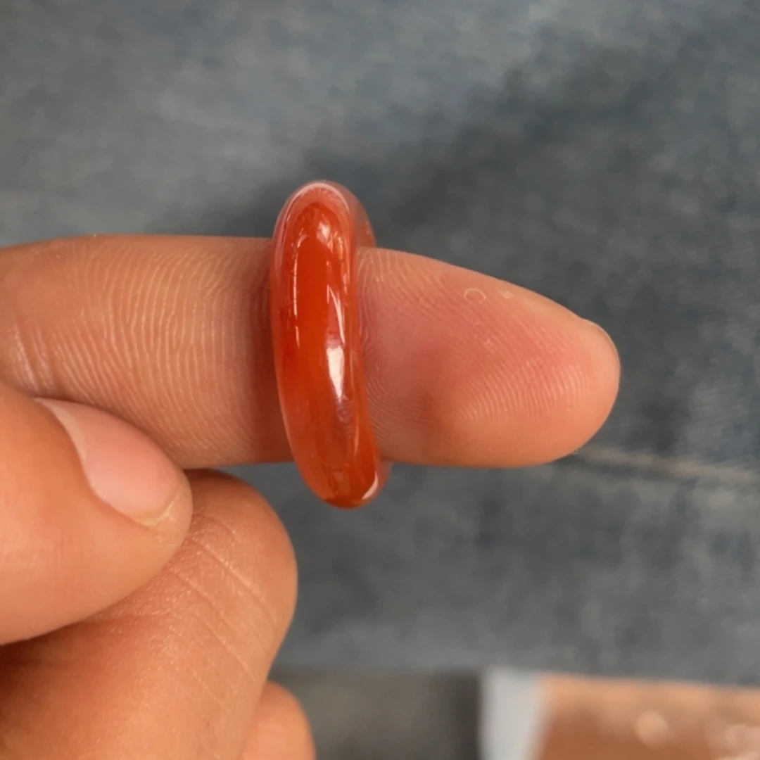 南红玛瑙跑环未镶嵌