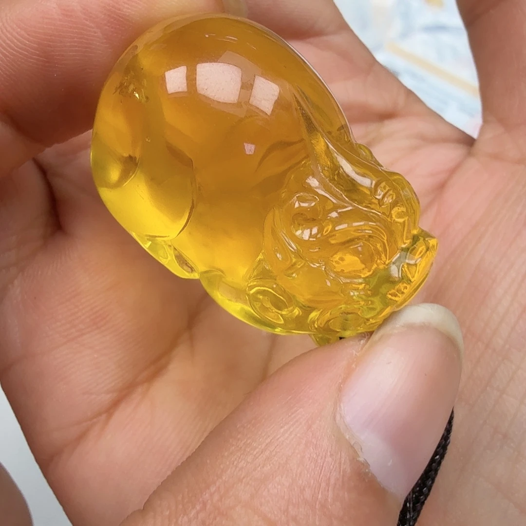 琥珀未镶嵌裸石你好