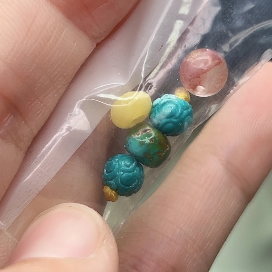 蜜蜡珠宝奇石未镶嵌