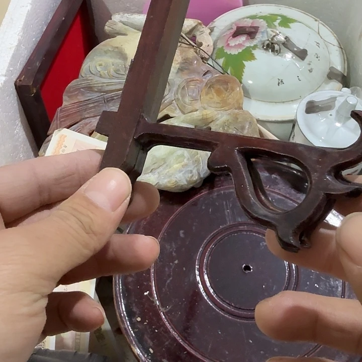 瑞***年扇子发一条腿哥哥一个哥哥哥哥哈哈