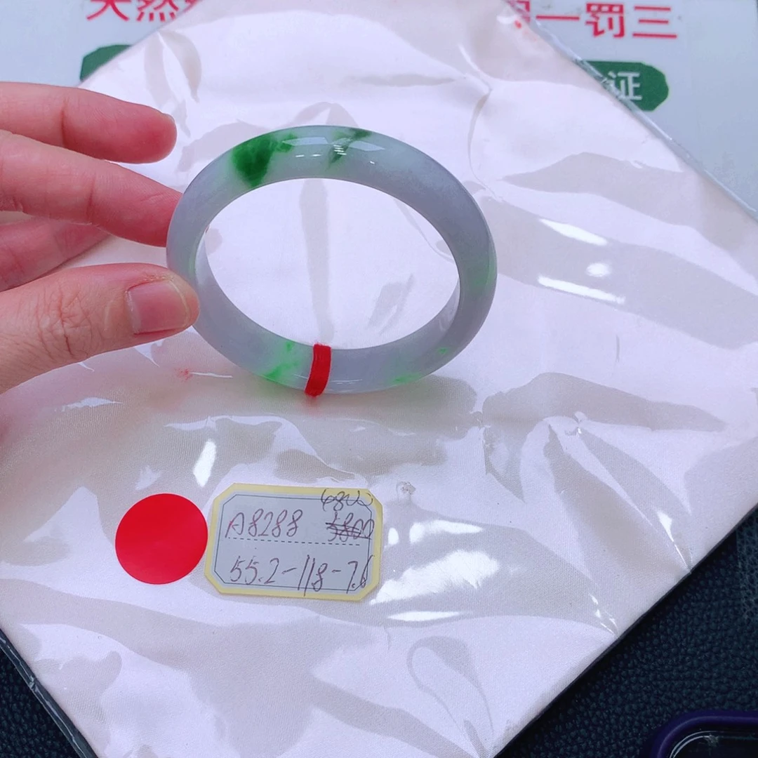 未镶嵌手镯翡翠缅甸翡翠手镯