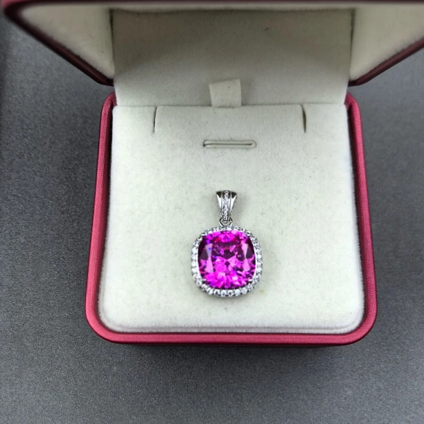 【经典永恒  光芒四射】 吊坠 GDJ9214