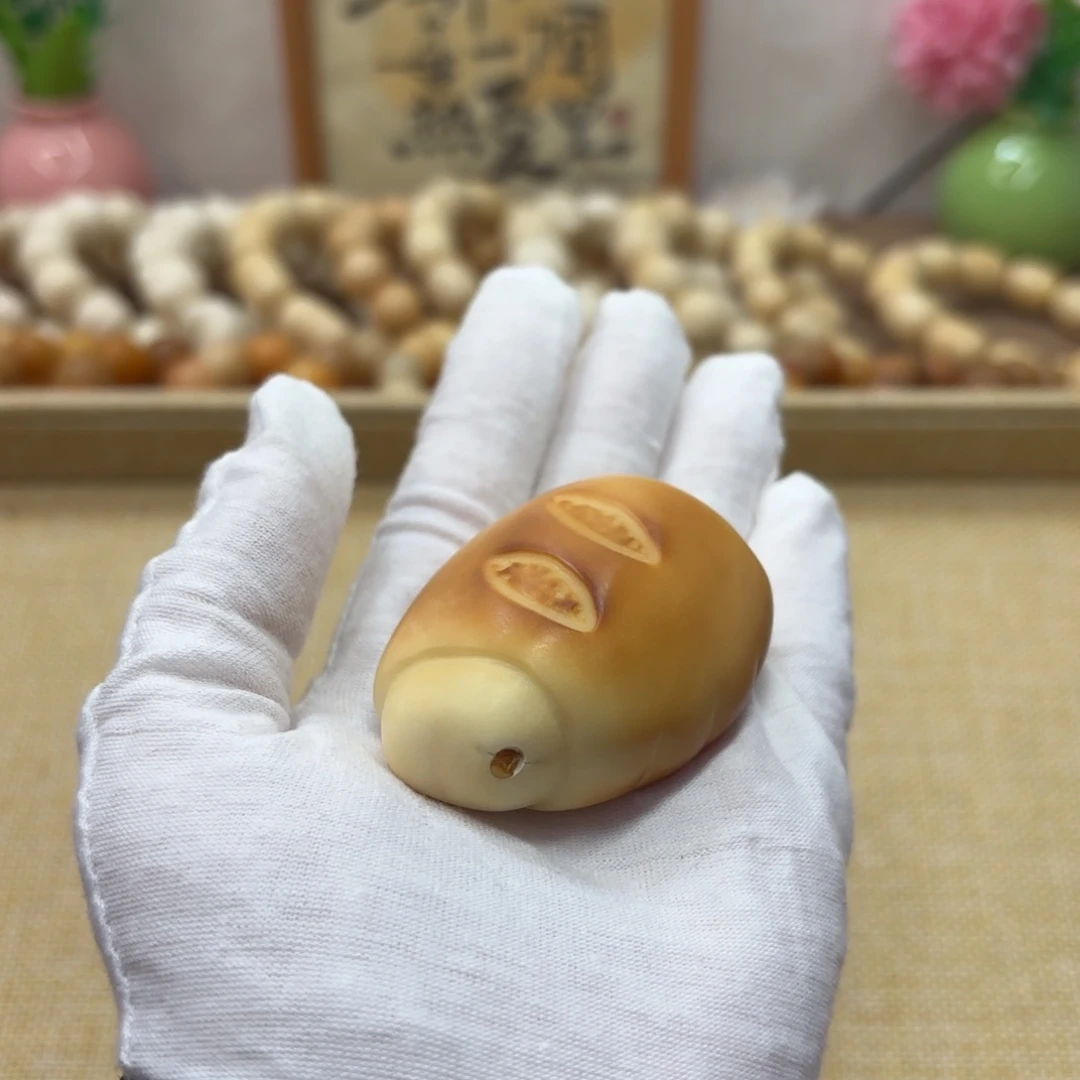 吊坠菩提根/象牙果牙果瑕疵鸡翅把件931