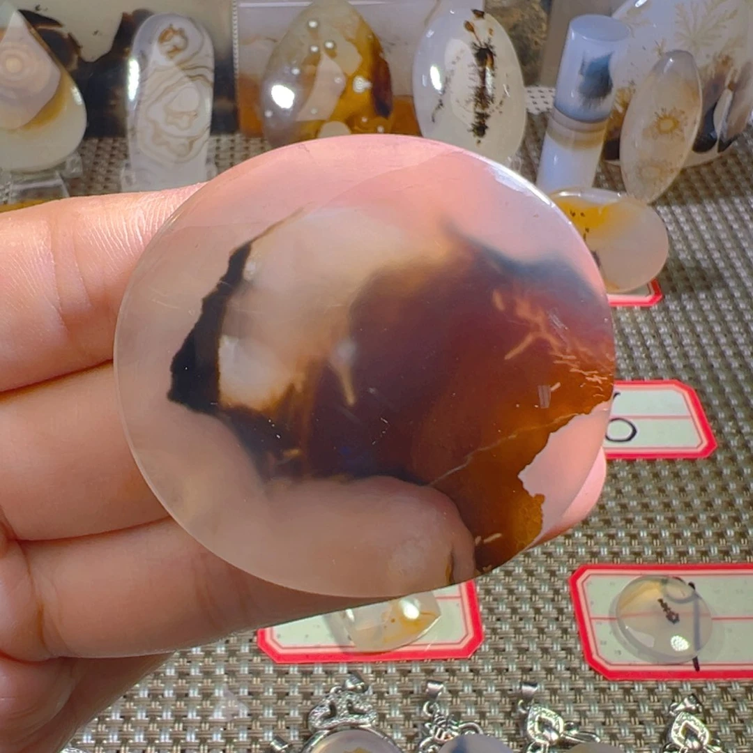 玛瑙/玉髓颈饰未镶嵌