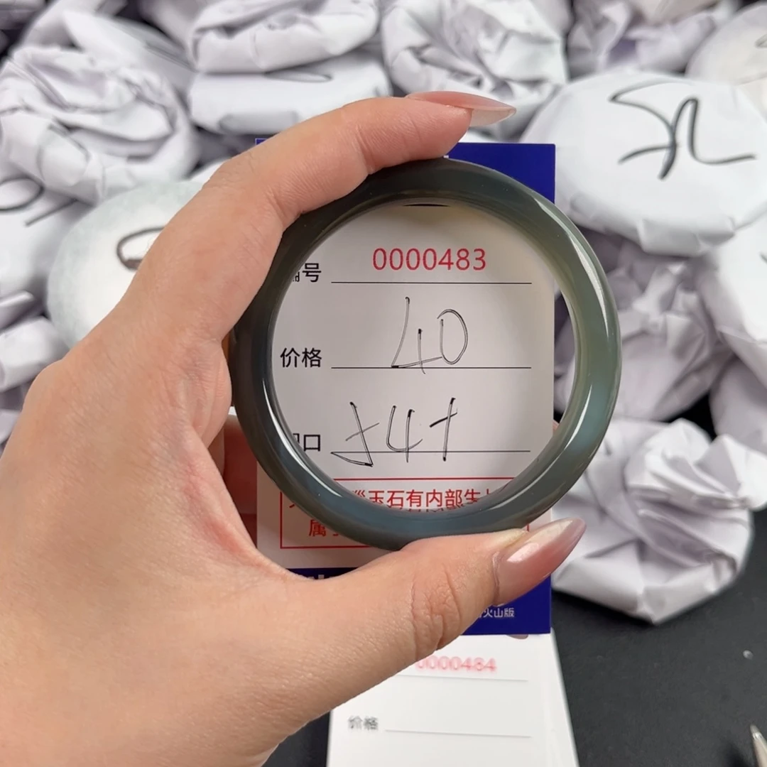 玛瑙/玉髓手镯未镶嵌483
