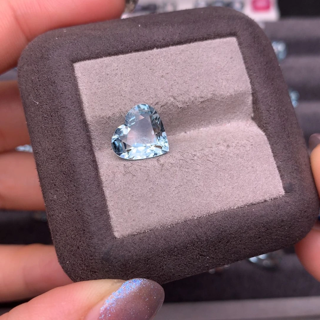 海蓝宝石裸石未镶嵌2.93克拉