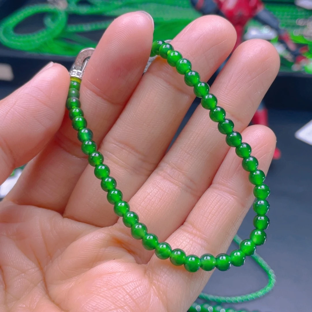 翡翠颈饰未镶嵌，1