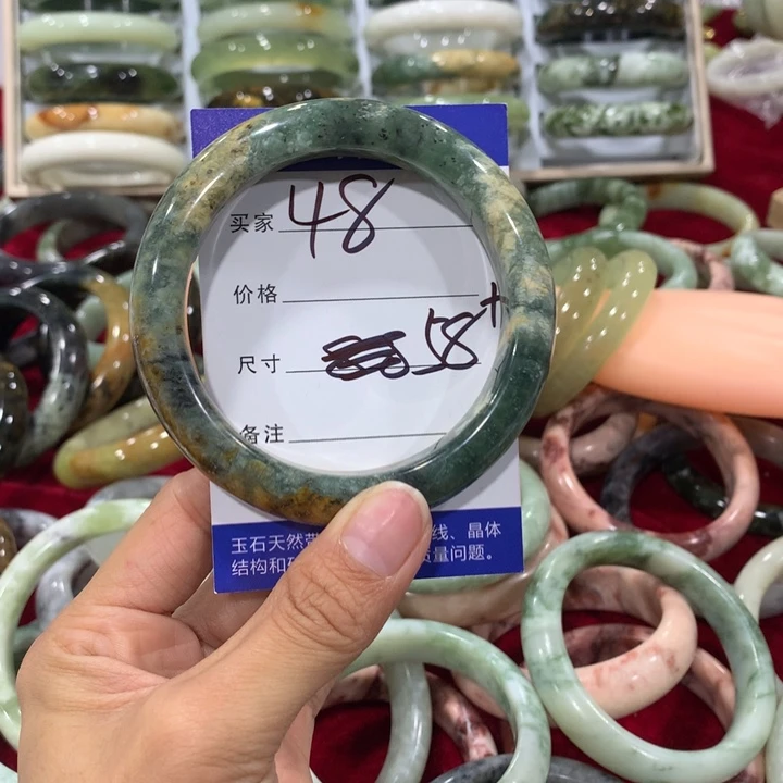 未镶嵌蛇纹石玉手镯48